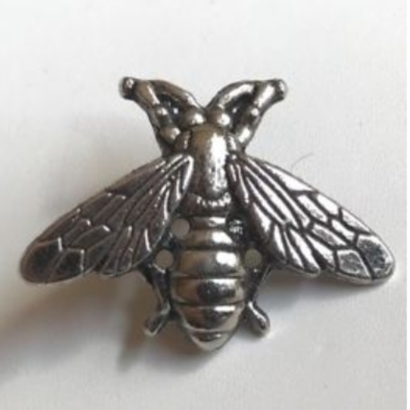 Unbranded Jewelry - Silver Bumble Bee Pin Brooch Tie Tac Lapel Bea